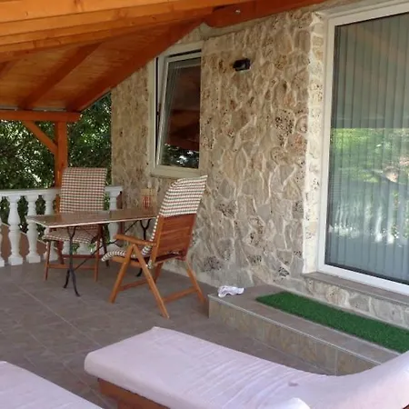 דירה In With Sea View, Terrace, Air Conditioning, Wifi 4818-5 ביוגראד נה מורו