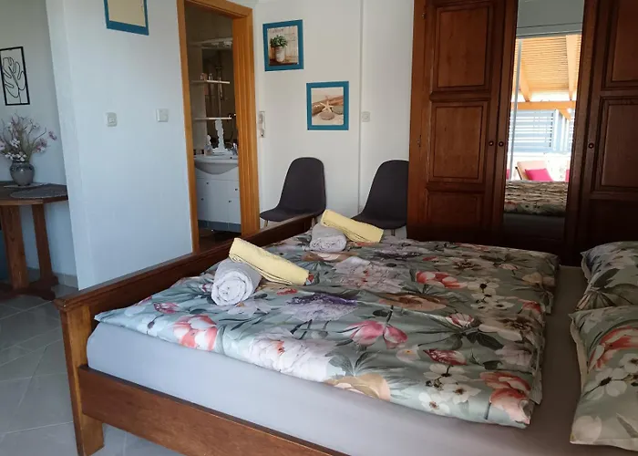 In With Sea View, Terrace, Air Conditioning, Wifi 4818-5 Appartement *