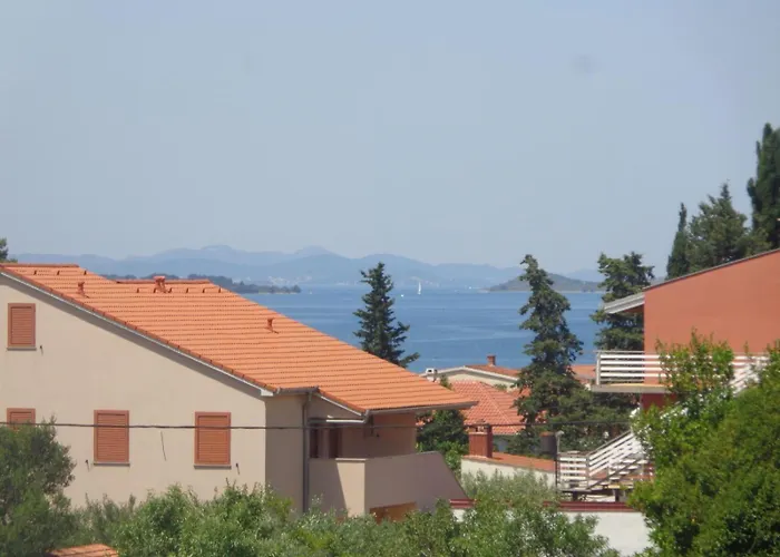 In With Sea View, Terrace, Air Conditioning, Wifi 4818-5 アパート ビオグラード・ナ・モル