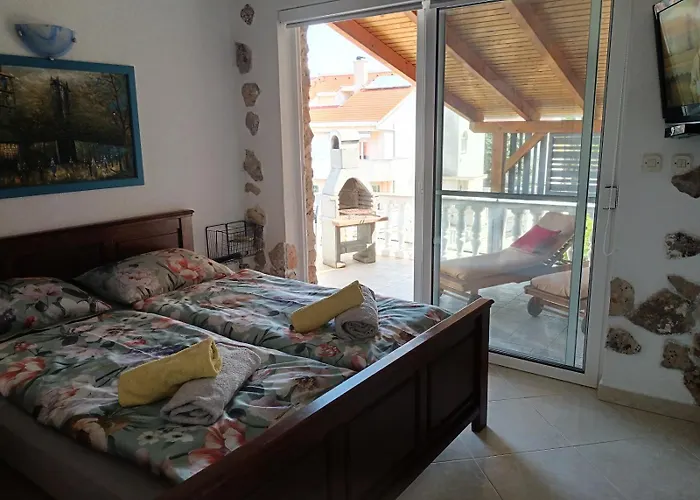 アパート In With Sea View, Terrace, Air Conditioning, Wifi 4818-5 ビオグラード・ナ・モル